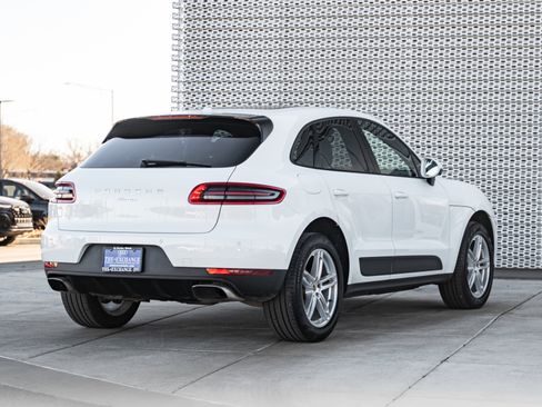 Used 2018 Porsche Macan image 4