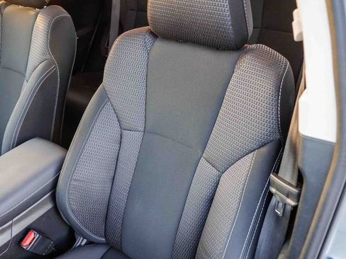 Used 2025 Subaru Outback Premium image 30