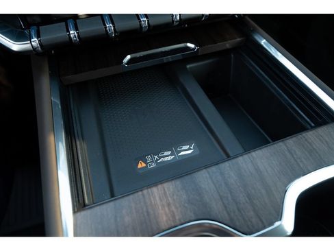 New 2026 GMC Acadia Denali Ultimate w/ LPO, Floor Liner Package AWD/4WD image 27