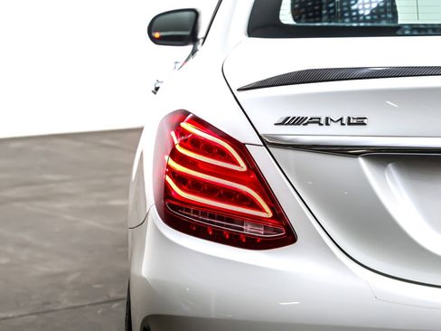 Used 2016 Mercedes-Benz C 63 AMG S image 16