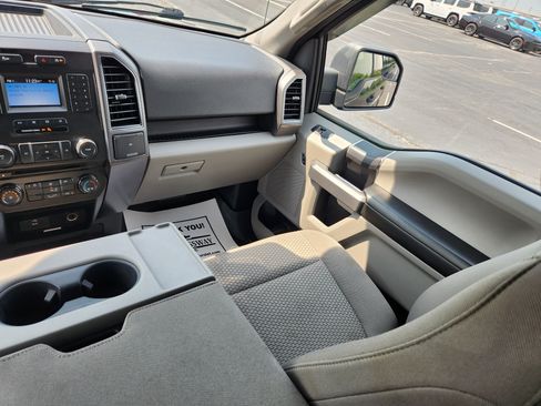 Used 2018 Ford F150 XLT AWD/4WD image 17