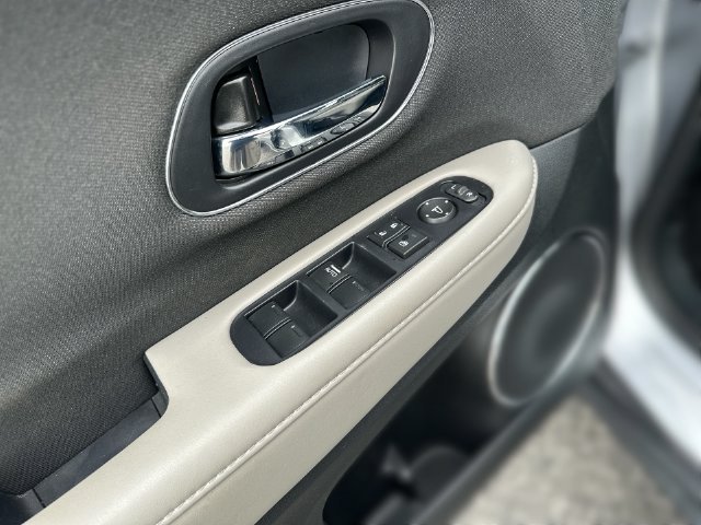 Used 2022 Honda HR-V EX image 24