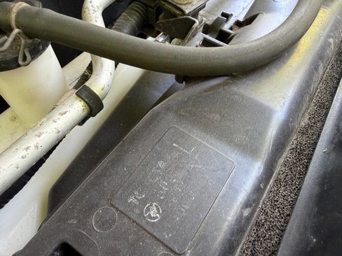 Used 2000 Lexus LX 470 4WD image 52