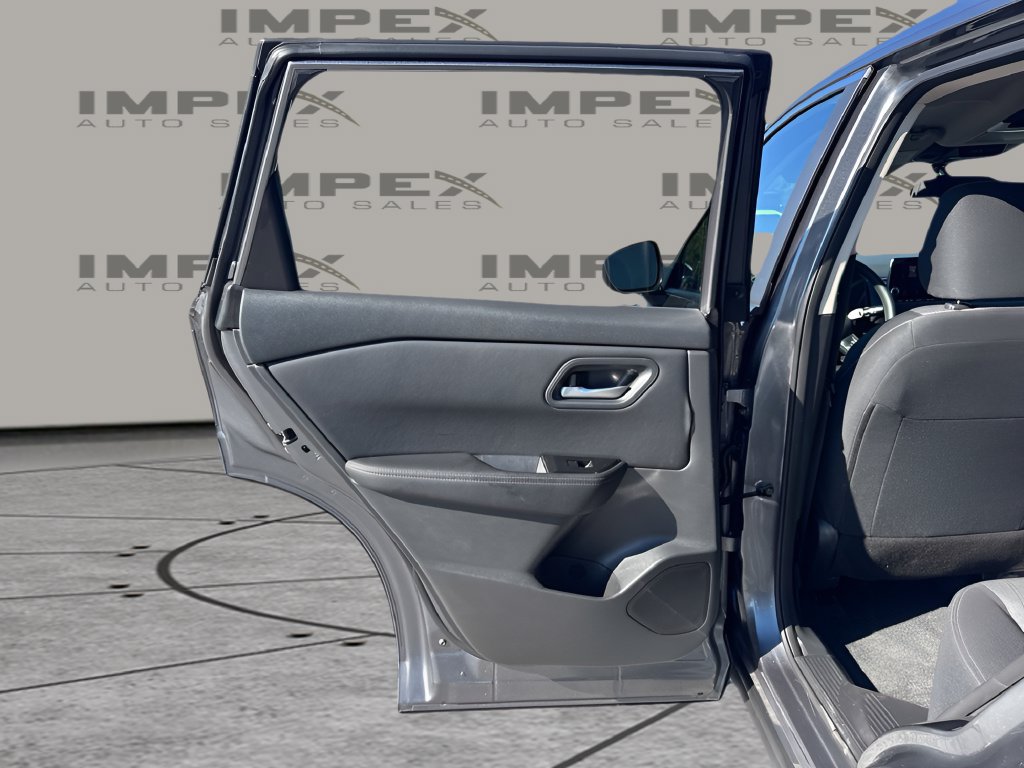 Used 2026 Nissan Rogue SV FWD image 26
