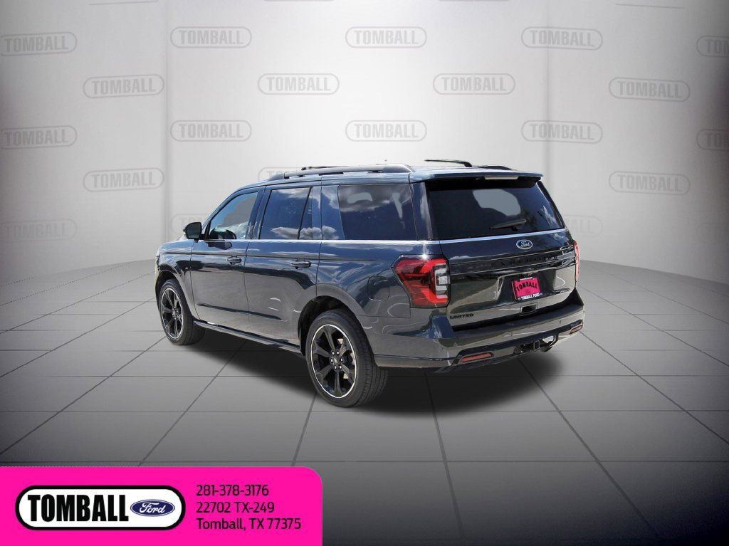 Used 2023 Ford Expedition Limited RWD image 5