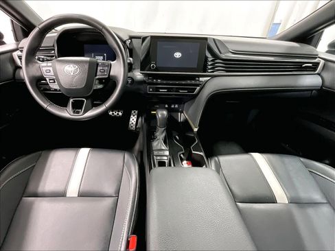 Certified 2025 Toyota Camry LE image 21