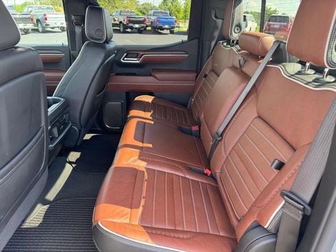 Certified 2024 GMC Sierra 1500 Denali Ultimate image 8