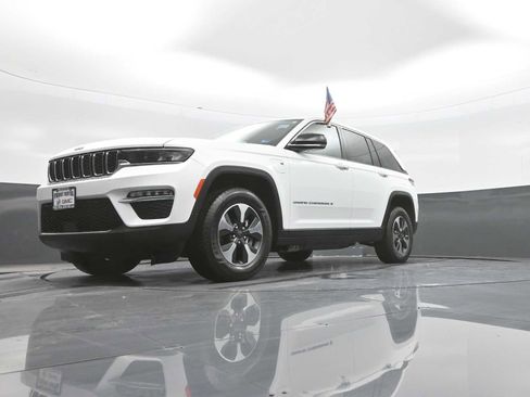 Used 2024 Jeep Grand Cherokee Limited 4xe AWD/4WD image 42