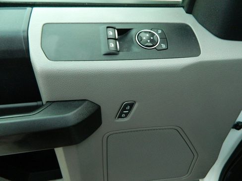 Used 2019 Ford F250 XL w/ XL Value Package AWD/4WD image 18