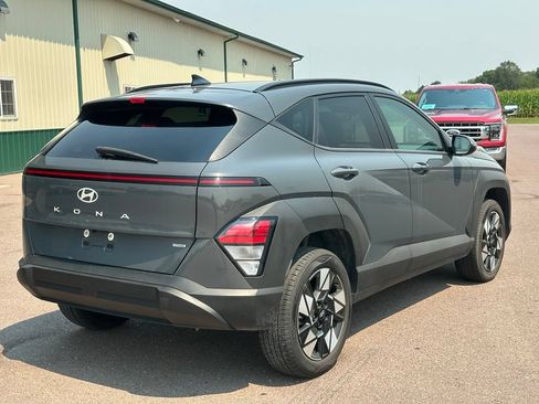 Used 2025 Hyundai Kona SEL AWD/4WD image 6