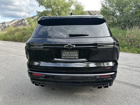 Used 2024 Chevrolet Traverse RS w/ LPO, Floor Liner Package image 6