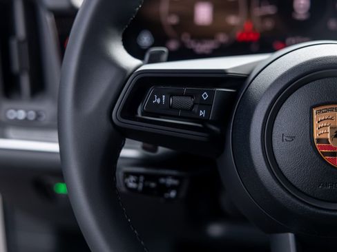 New 2026 Porsche Cayenne image 47