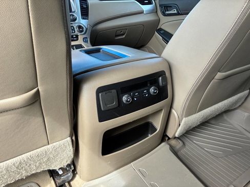 Used 2020 GMC Yukon SLT image 7