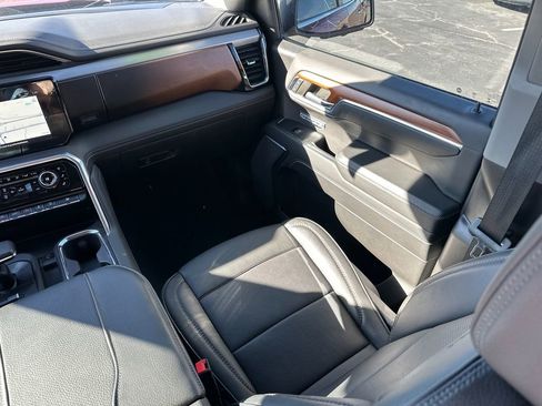 Used 2023 GMC Sierra 1500 Denali image 17