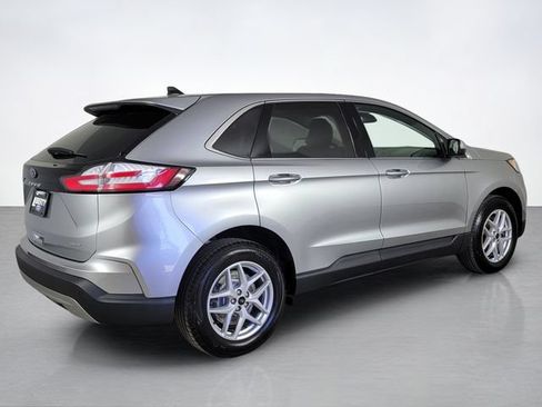 Certified 2023 Ford Edge SEL AWD/4WD image 3
