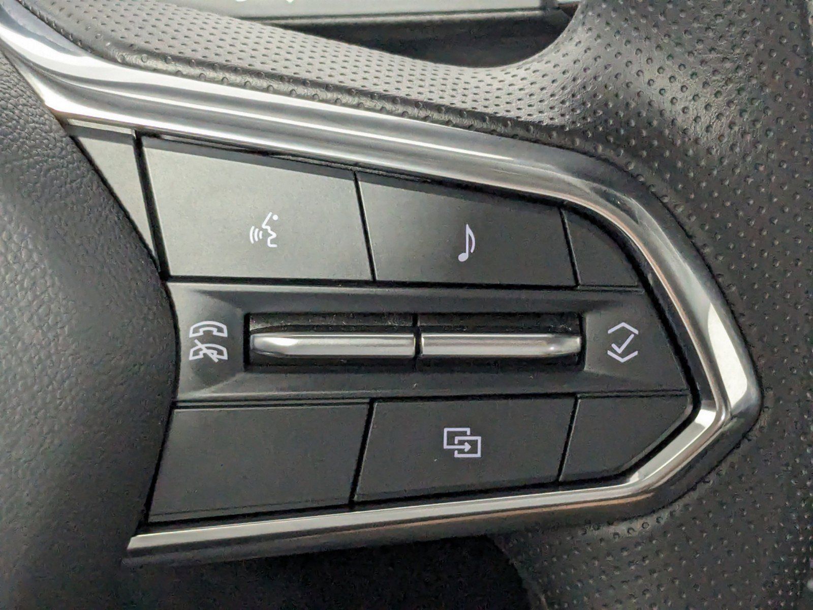 New 2026 Honda Prologue EX image 22