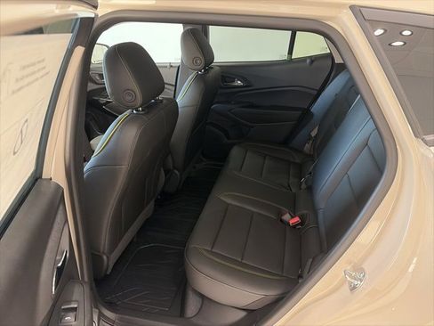 New 2026 Chevrolet Trax ACTIV w/ Sunroof Package image 12