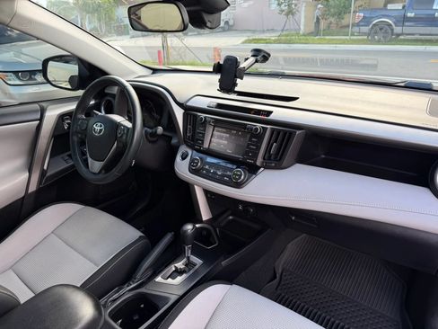 Used 2018 Toyota RAV4 XLE FWD image 23