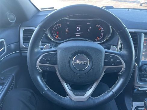 Used 2017 Jeep Grand Cherokee Limited image 29