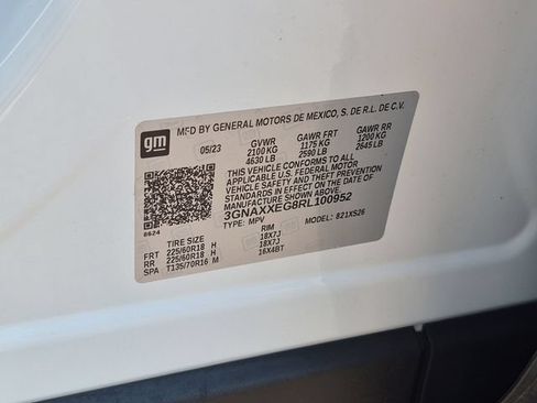 Used 2024 Chevrolet Equinox Premier AWD/4WD image 37