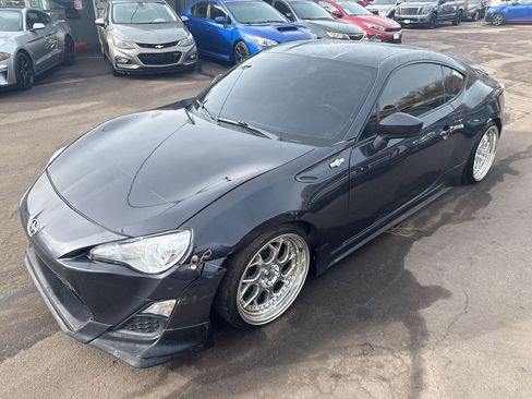 Used 2016 Scion FR-S image 3