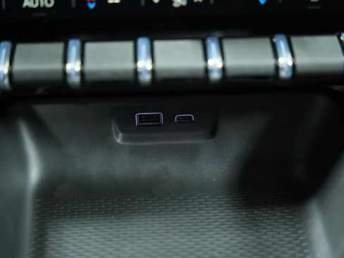 New 2026 GMC Terrain Denali image 40