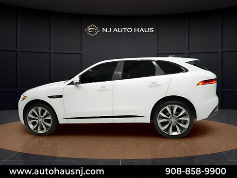 Used 2020 Jaguar F-PACE R-Sport image 7
