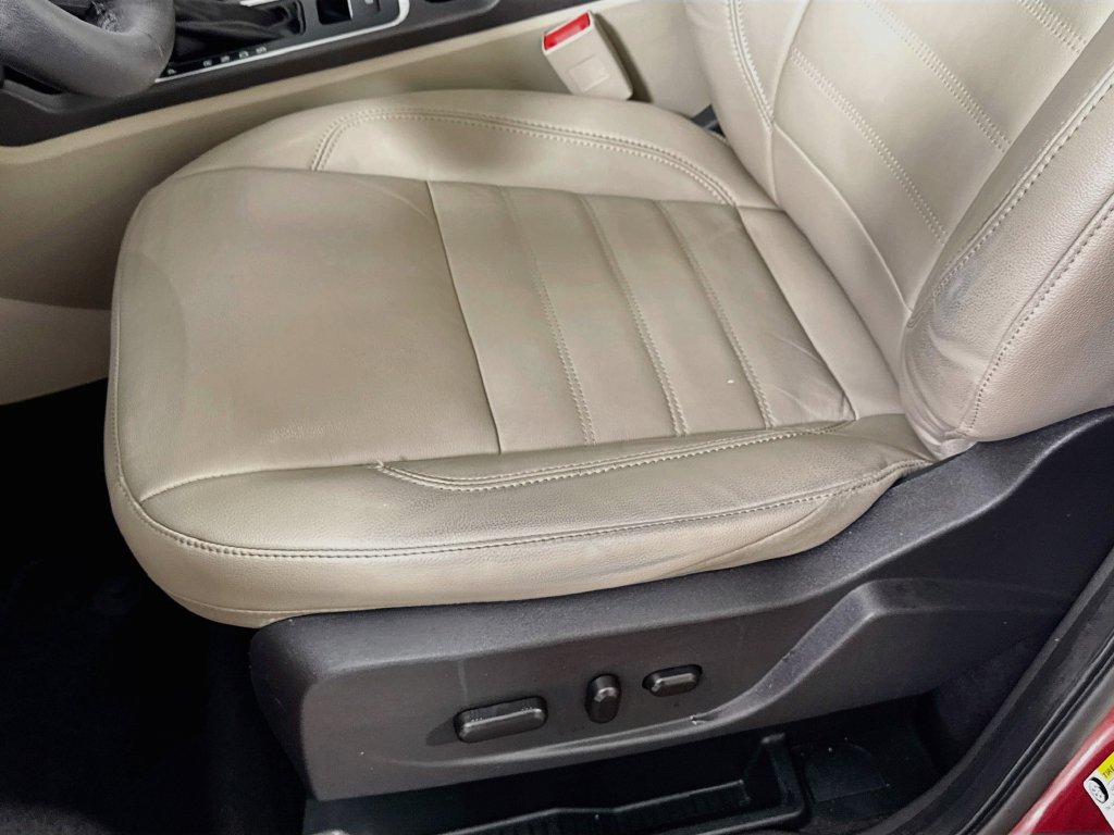 Used 2018 Ford Escape SEL FWD image 23