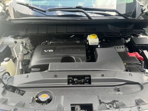 Used 2022 Nissan Pathfinder SV FWD image 25