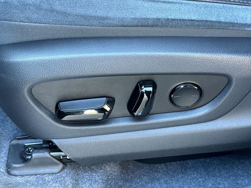 Used 2023 Lexus RZ 450e Premium image 14