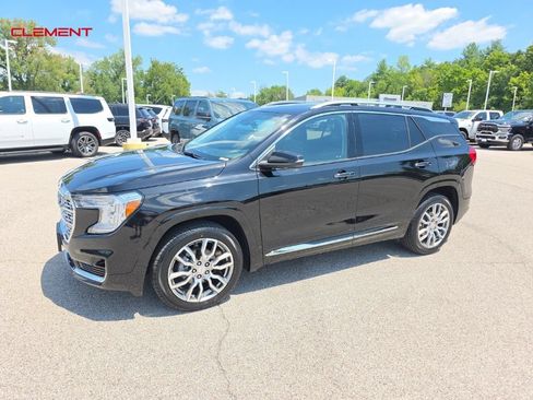 Used 2023 GMC Terrain Denali w/ Denali Premium Package AWD/4WD image 33