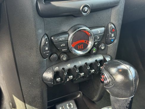 Used 2014 MINI Cooper S image 15