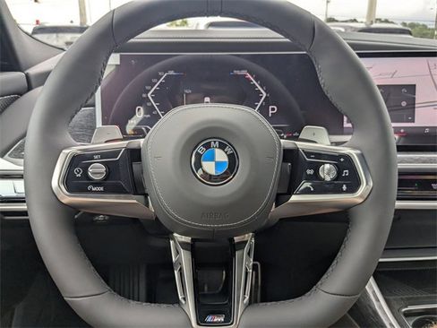 New 2025 BMW 740i image 30