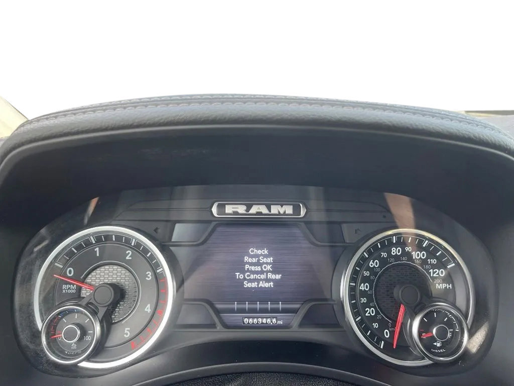 Used 2024 RAM 2500 Laramie AWD/4WD image 26