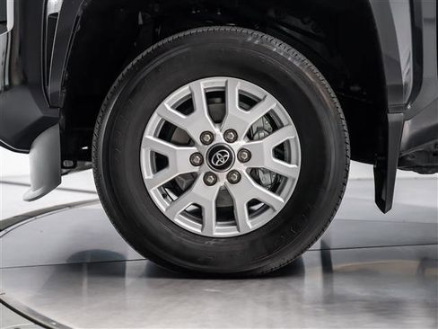 Used 2025 Toyota Tacoma SR5 image 12