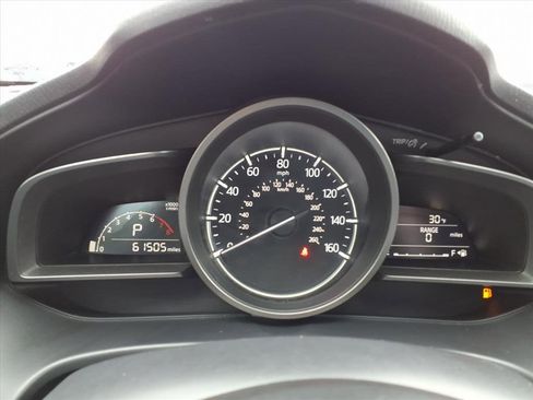 Used 2018 MAZDA MAZDA3 Touring image 20