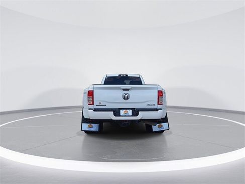 Used 2024 RAM 3500 Big Horn w/ Sport Appearance Package image 8