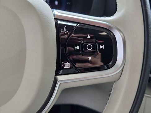 Used 2023 Volvo XC60 B5 Plus w/ Protection Package Premier image 26