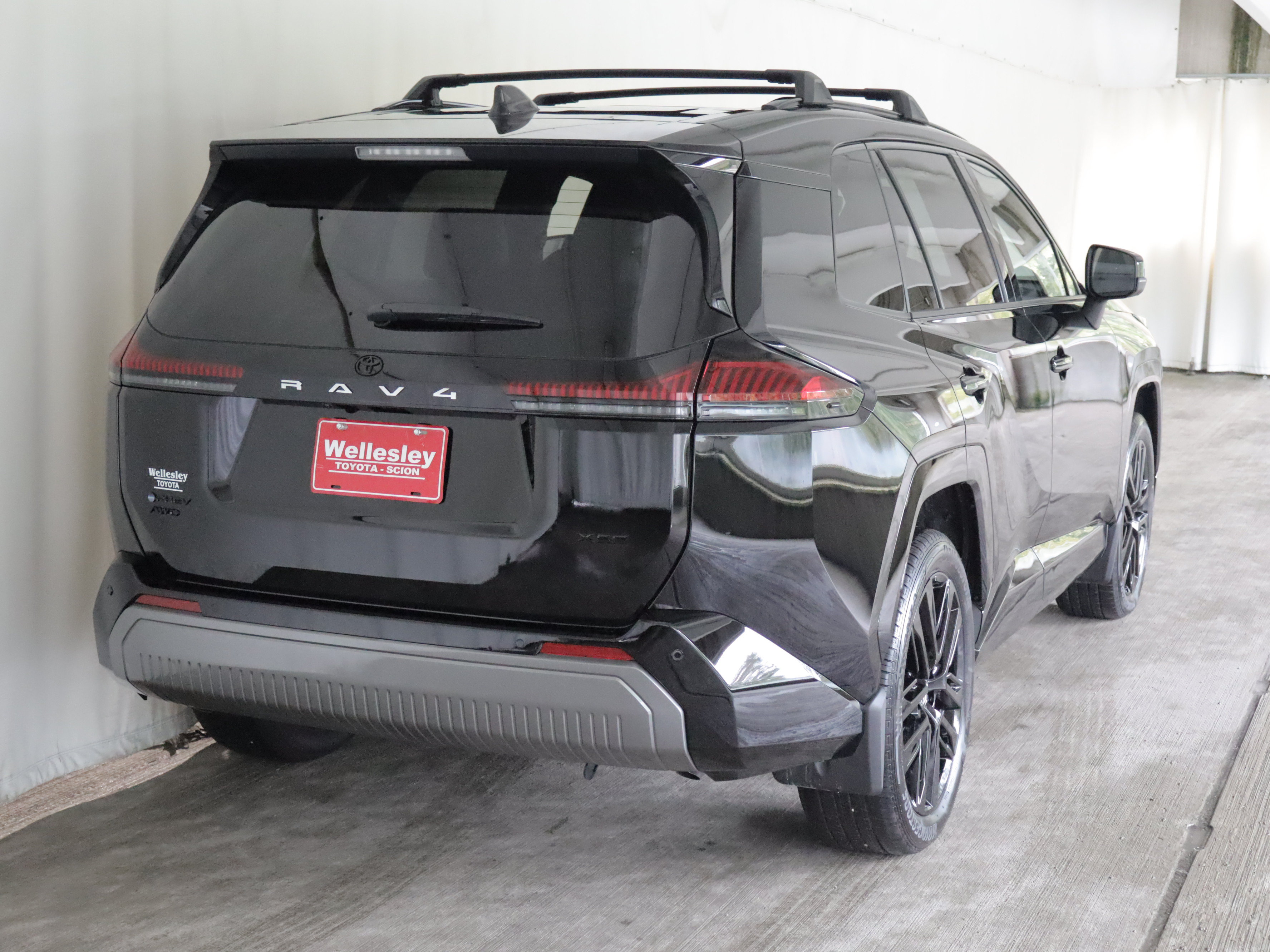 Used 2026 Toyota RAV4 XSE w/ Weather Package AWD/4WD image 7