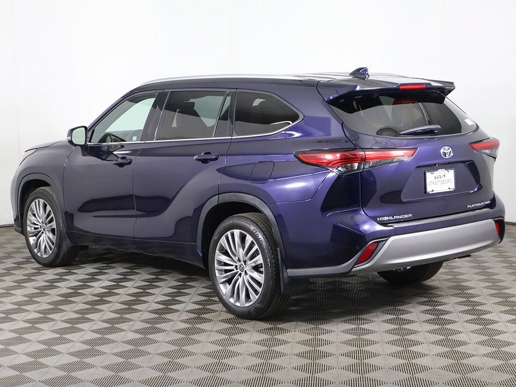 Used 2023 Toyota Highlander Platinum AWD/4WD image 12
