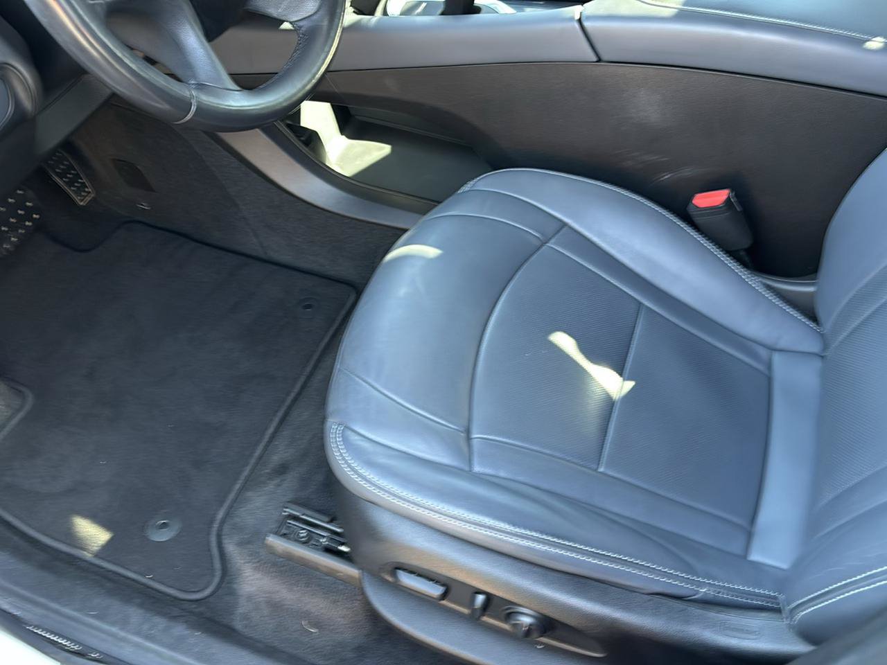 Used 2019 Buick Enclave Essence AWD/4WD image 14
