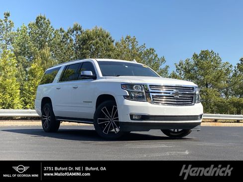 Used 2017 Chevrolet Suburban Premier image 1