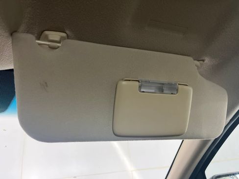 Used 2009 Ford Taurus SEL FWD image 70