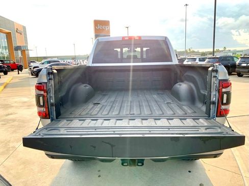 Used 2023 RAM 2500 Laramie AWD/4WD image 13