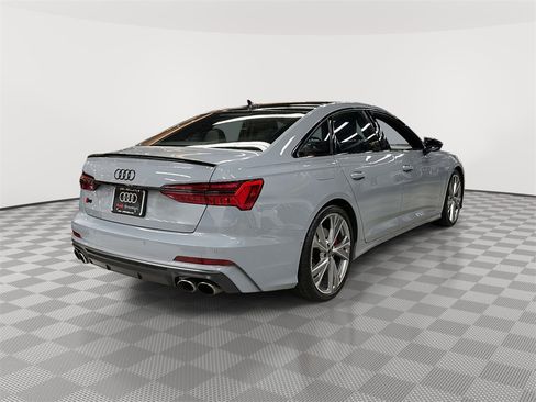 Used 2023 Audi S6 Premium Plus w/ Premium Plus Package image 2