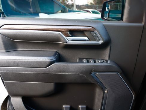 Used 2023 GMC Sierra 1500 Elevation w/ LPO, Elevation Black Package image 40