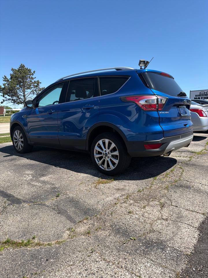 Used 2017 Ford Escape Titanium w/ Equipment Group 301A AWD/4WD image 3