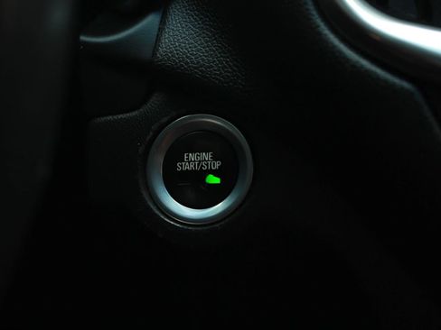 Used 2018 Chevrolet Equinox LT AWD/4WD image 19