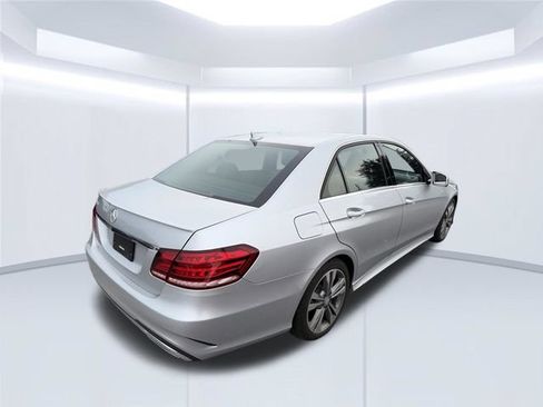 Used 2016 Mercedes-Benz E 350 Sedan image 6