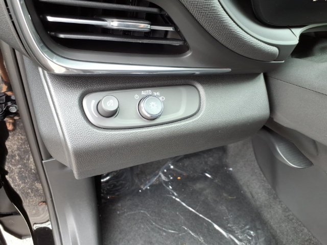 New 2026 Buick Envista Sport Touring w/ Convenience I Package FWD image 28
